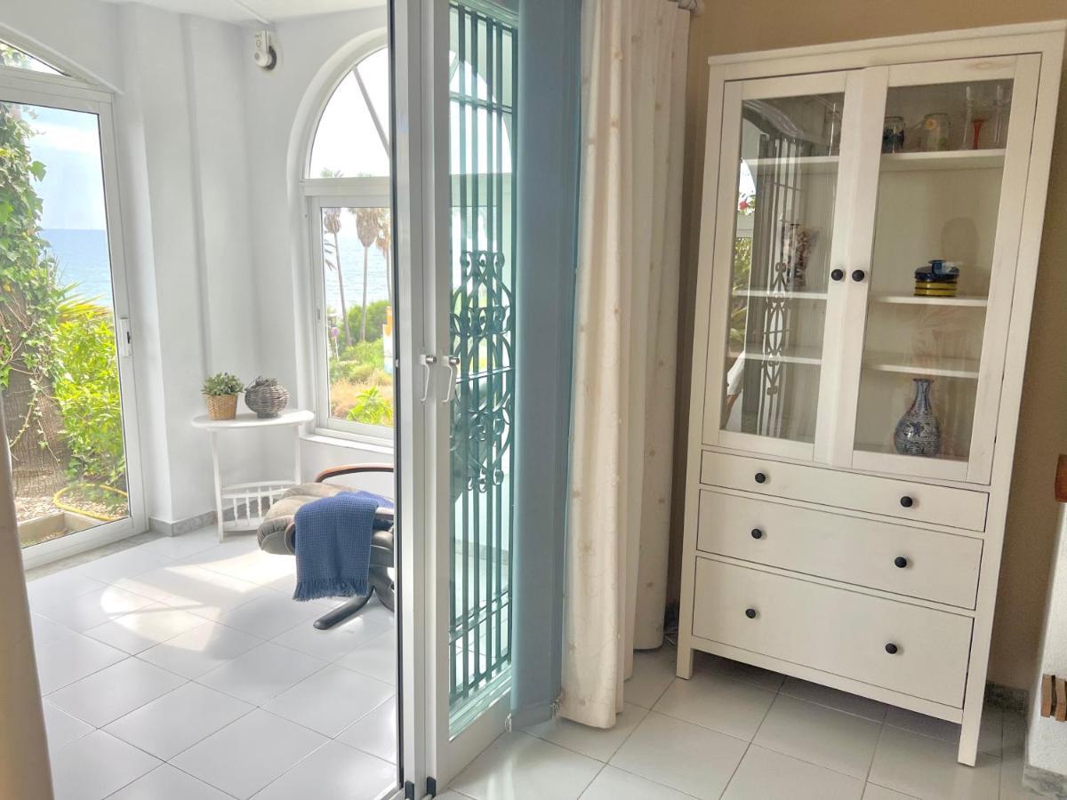Fabulous Vacation In A 2 Bedroom Townhouse With 2 Terraces Overlooking The Sea, Suitable For 6 People 3 Swimming Pools Tennis And 200 Mts From The Sea El Faro Exterior photo