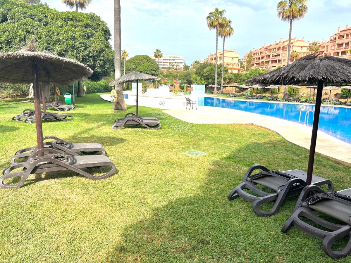 Fabulous Vacation In A 2 Bedroom Townhouse With 2 Terraces Overlooking The Sea, Suitable For 6 People 3 Swimming Pools Tennis And 200 Mts From The Sea El Faro Exterior photo